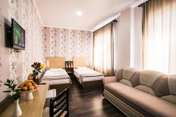 Улучшенный двухместный номер с 2 отдельными кроватями в Отеле Shah Palace Hotel